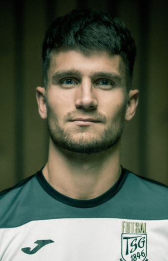 Luka Manneck